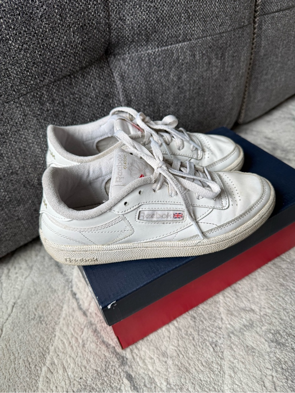 Reebok White Leather Low-Top Sneakers - Picture 2 of 8